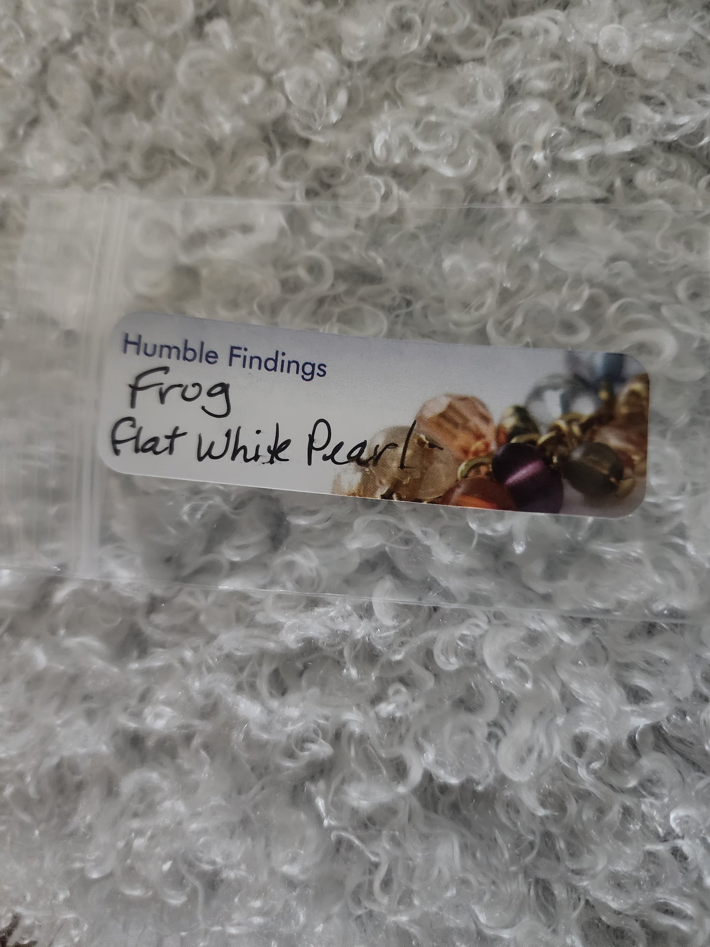 Frog Flat White Pearl Wine Ring